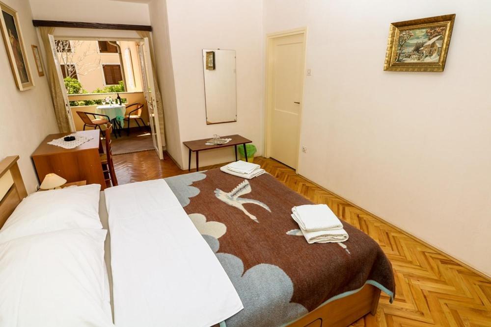 Double Rooms Tomica 2 With Balcony Baška Exterior foto